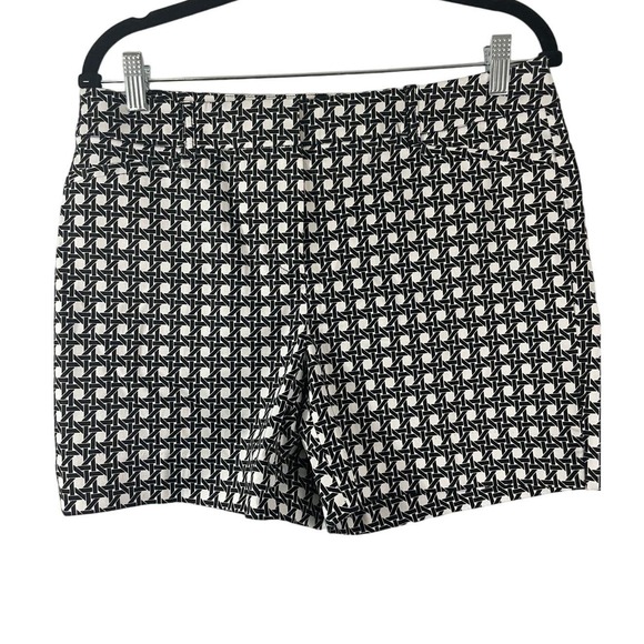 White House Black Market Pants - NWT White House Black Market Size 8 Women Shorts Pattern Circle Summer Comfort